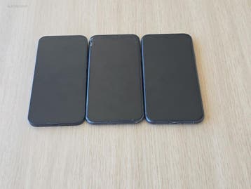 (3x) Smartphones Apple 11 en 13, Computers en Software, Nieuw