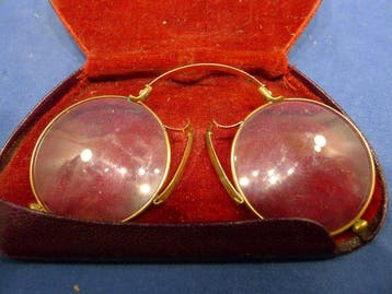 AGL - 2 lunettes de theatre- 1 lorgnon - pince nez -