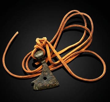Viking periode Bronzen bijl-amulet, 9e–11e eeuw na Christus