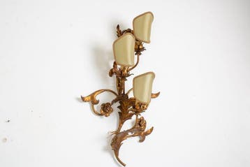 Wandkandelaar - acanthusbladeren en rozenknoppen