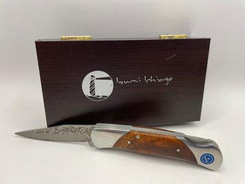 Izumi Ichiago - Tafelmes - Red Hawk Damascus zakmes - Japans, Antiek en Kunst