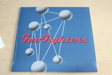 Foo Fighters, Kings of Leon - The Colour And The Shape 2LP +, Cd's en Dvd's, Nieuw in verpakking