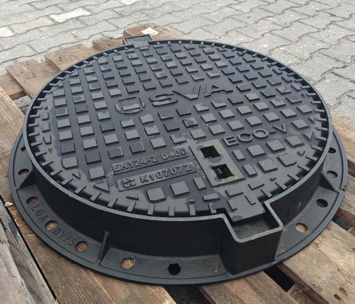 Nieuwe gietijzer rijwegdeksels, Doe-het-zelf en Bouw, Buizen en Afvoer, 60 tot 80 mm, Nieuw, Verzenden