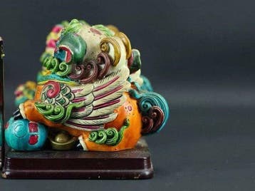 Decoratief ornament - Kleurrijk paar Foo-honden