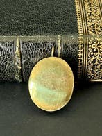 Reliekhouder - Messing, Glas, Textiel - 1850-1900 - Uit het