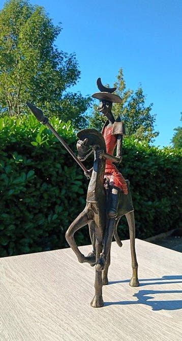 naar salvador dali - Sculpture, Don Quichot te paard - 43 cm