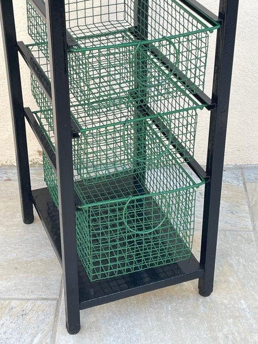 Étagère - Métal - Vintage Industrial Kitchen Vegetable rack, Antiek en Kunst, Antiek | Wandborden en Tegels