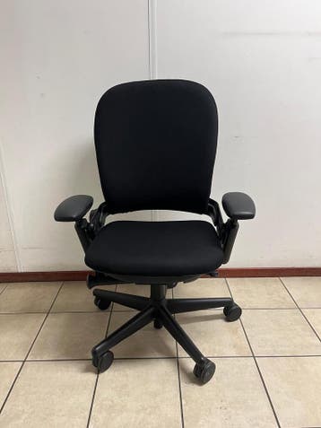 Refurbished Steelcase Leap Bureaustoel, Incl. Garantie, Huis en Inrichting, Bureaustoelen, Verzenden, Zwart, Zo goed als nieuw