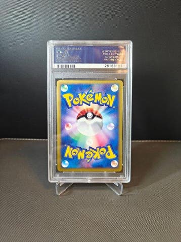 Pokémon - 1 Graded card - Umbreon 91 First edition, Holo -