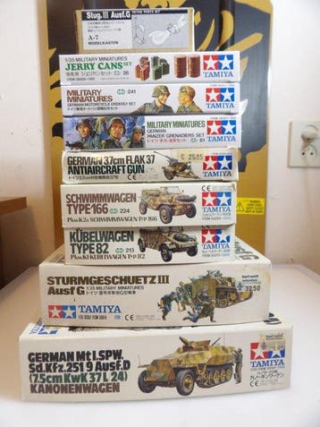 TAMIYA 8 X WW2 Duitse Bouwkits en 3 assocoires kits schaal, Nieuw