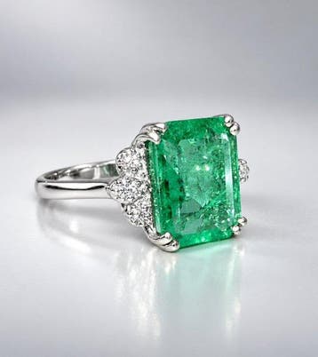 Ring - 18 karaat Witgoud - 4.12ct. tw. Smaragd - Diamant -, Nieuw