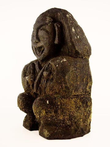 Natuursteen (tuff) - God believed to bring bountiful rice