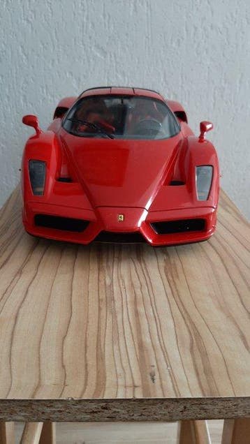 deagostini 1:10 - Model sportwagen - Ferrari - Sportautos, Hobby en Vrije tijd, Nieuw