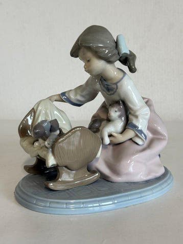 Lladró - Figurine - A Cradle of Kittens - Cuna de Gatitos