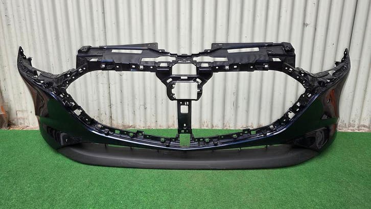 Pare-chocs av. Mazda 3 IV 2019- 4xPDC BCKV-50031, Auto-onderdelen, Carrosserie, Ophalen