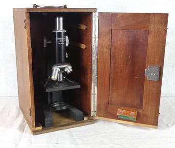 Microscoop - 1950-1960 - Frankrijk - Lemardeley