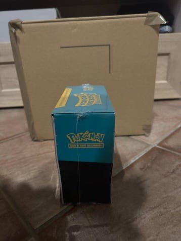 Pokémon - 1 Elite trainer box - Set allenatore fuoriclasse, Nieuw