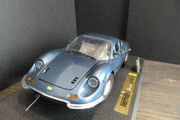 Anson 1:18 - Voiture de sport miniature - Ferrari Dino 246, Nieuw