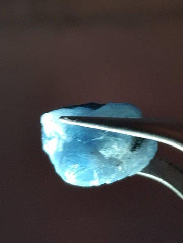 Saffier Ruw- 14.14 g - (4)