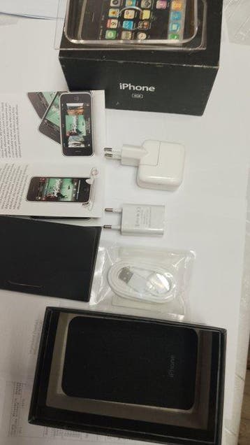 Apple iPhone 2G (1st generation) - Mobiele telefoon - In, Nieuw