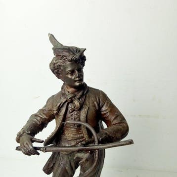 Beeld, Soldaat met kruisboog - 34 cm - Zinklegering, Antiek en Kunst