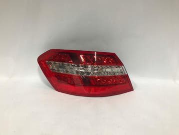 Mercedes E-Klasse W212 Sedan 09-13 Achterlicht Links LED, Autos : Pièces & Accessoires, Éclairage, Verzenden