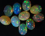 Ct. 9,10 Natuurlijke Ethiopische Opalen Cabochon - Hoogte: 8