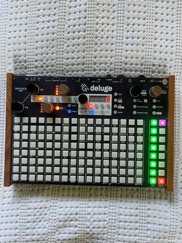 Deluge Synthstrom Audible - DE-01 - - Muziekinstrumenten -