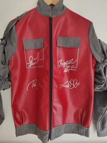 Back to the Future - Cast Signed Marty McFly Jacket –, Nieuw