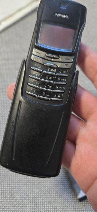 Nokia 8910i - Mobiele telefoon