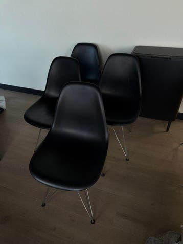 Vitra - Charles & Ray Eames - Fauteuil (4) - DSR - Plastic,, Antiek en Kunst
