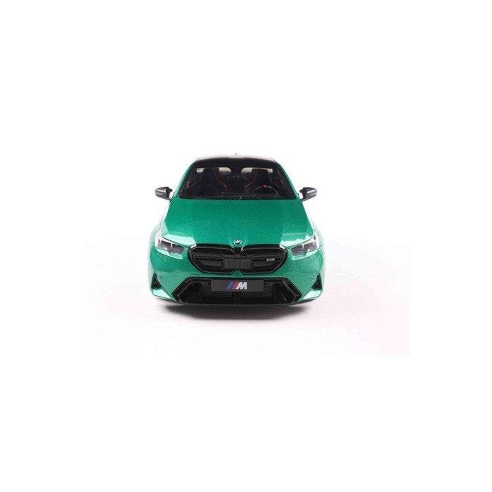 Solido 1:18 - Modelauto - BMW M5, Hobby en Vrije tijd, Modelauto's | 1:5 tot 1:12