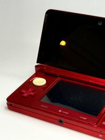 Nintendo - 3DS - Nintendo 3DS CTR-001 Red & Aqua Blue 2011