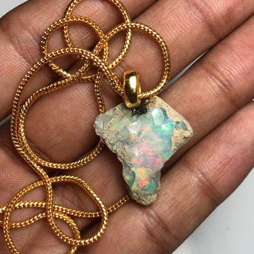 Metaal - Bel hanger - Sprankelend Opal rauw