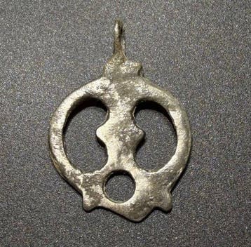 Époque Viking Argent Élégante amulette ajourée des