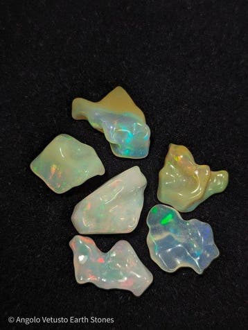 28,50 ct - Natuurlijke kostbare Welo-opalen, gepolijste
