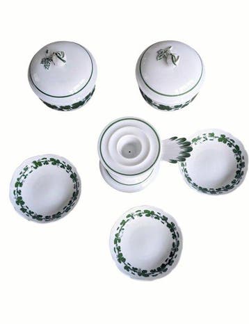 Meissen - Plat (6) - Porcelaine - Motif feuilles de vigne