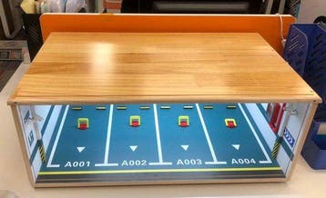 SD-modelcartuning 1:18 - Modelauto - XXL Parking diorama -, Hobby en Vrije tijd, Nieuw