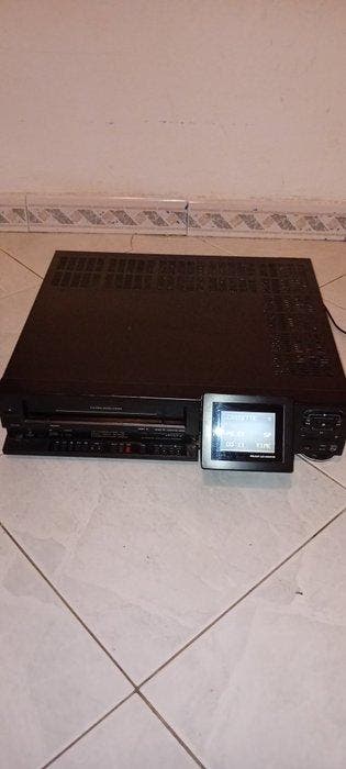 Philips VR 6880/01 Videorecorder, Collections, Appareils photo & Matériel cinématographique