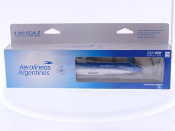 Schaal 1:200 Hogan Wings 0311 Boeing 737-800 Aerolineas R..., Ophalen of Verzenden, Nieuw