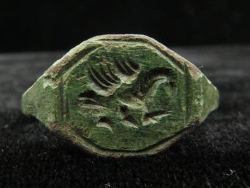 Middeleeuws Brons Ring met griffioenversiering (1x) - 20 mm