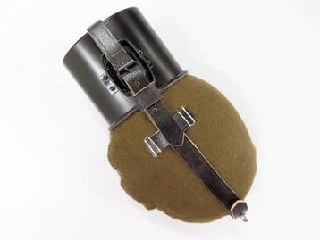 Replica Duitse veldfles ww2 Feldflasche M31, Ophalen of Verzenden, Overige typen