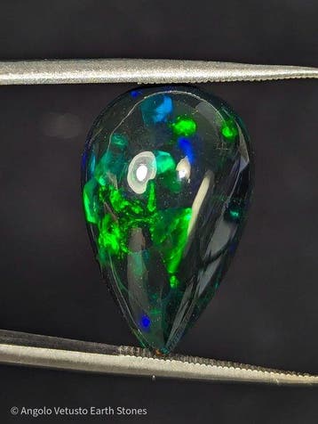 7,59 ct - Prachtige gerookte Ethiopische opaal – peervormige