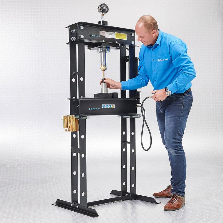 Datona Werkplaatspers 30 ton + Perspennen - Datona - Zwart, Bricolage & Construction, Outillage | Autres Machines, Enlèvement ou Envoi