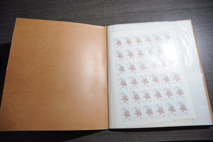 Sovjet-Unie - Partij met postfrisse complete vellen in 2, Timbres & Monnaies, Timbres | Europe | Autre