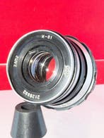 FED 4 with Industar N-61 2,8/52mm + original box, leather, Nieuw