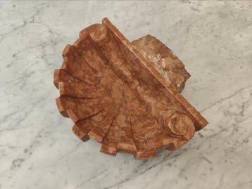 Antiek Wijwatervat - 1750-1800 - Heiligwaterbak van marmer -