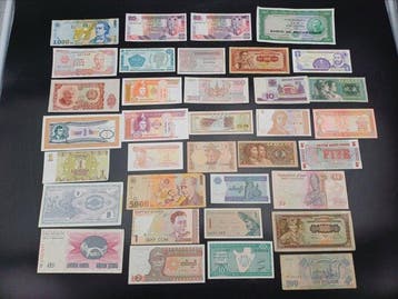 Wereld. - 200 Banknotes - Various Dates (Zonder, Postzegels en Munten