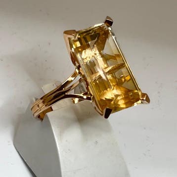 Bague de cocktail - 18 carats Or rose Quartz - Circa 1950