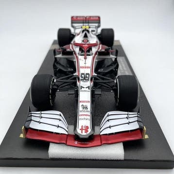 Minichamps 1:18 - Model raceauto - Alfa Romeo Racing #99 Abu, Nieuw